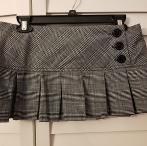 💖 3/$20 Black/white pleated mini skirt
